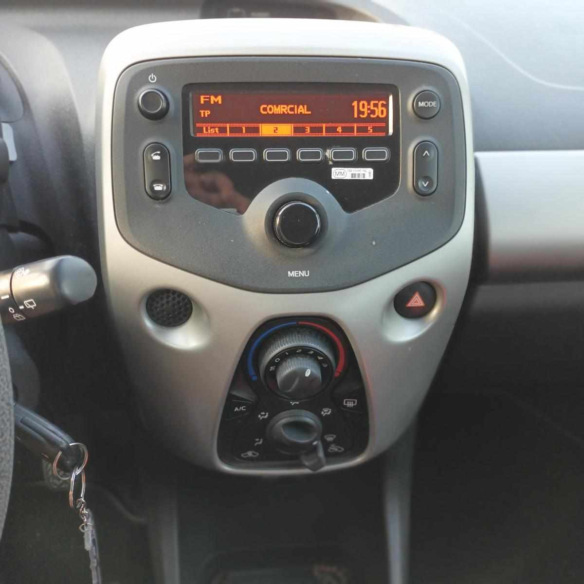 citroen-c1-1-0-2014-gasolina-998cc