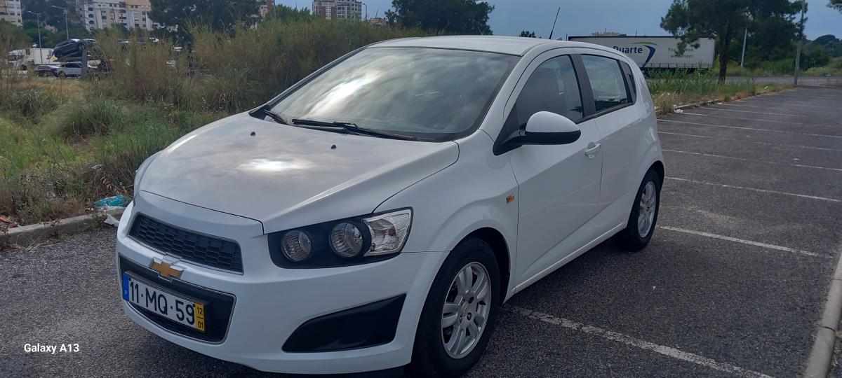 chevrolet-aveo-1-2-2012-gasolina-1229cc