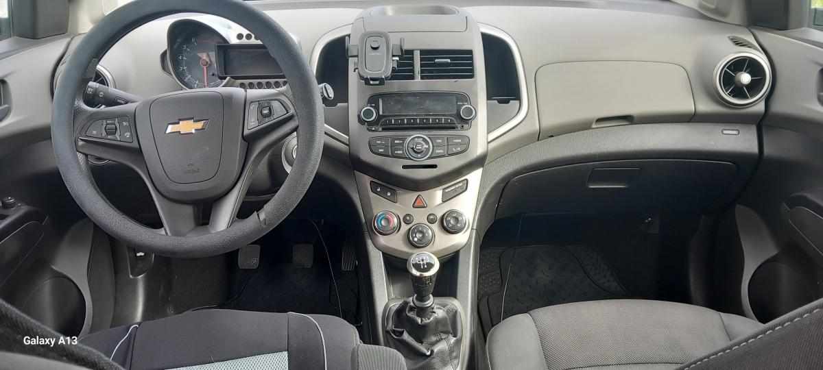 chevrolet-aveo-1-2-2012-gasolina-1229cc