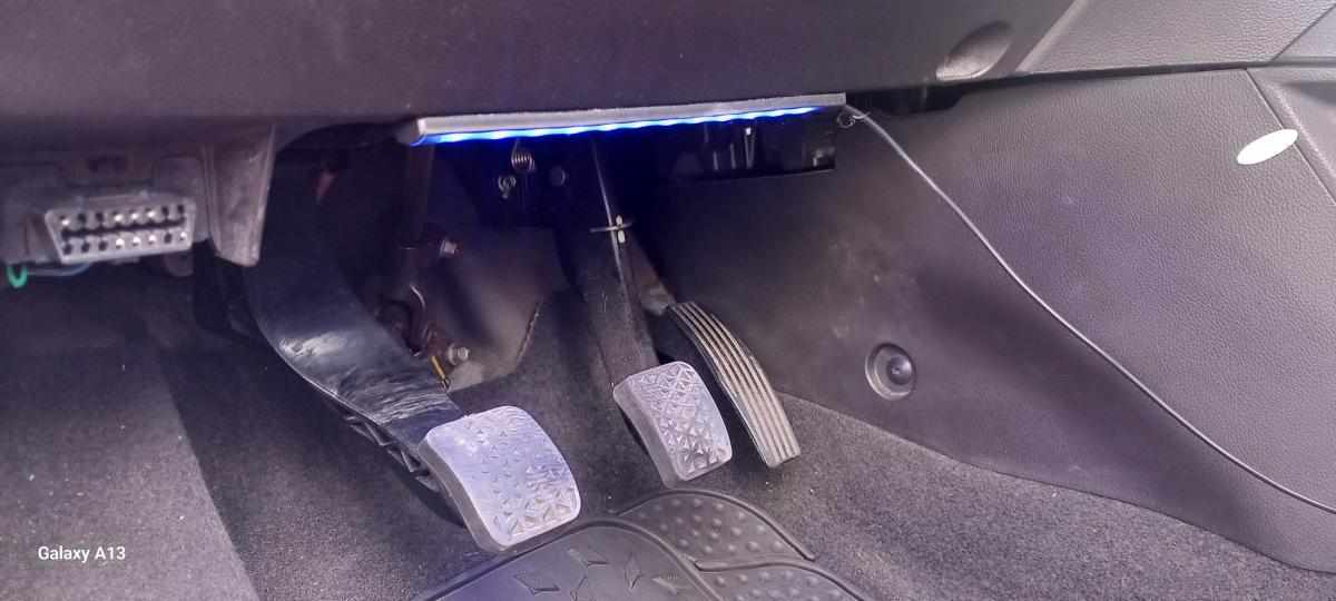 chevrolet-aveo-1-2-2012-gasolina-1229cc