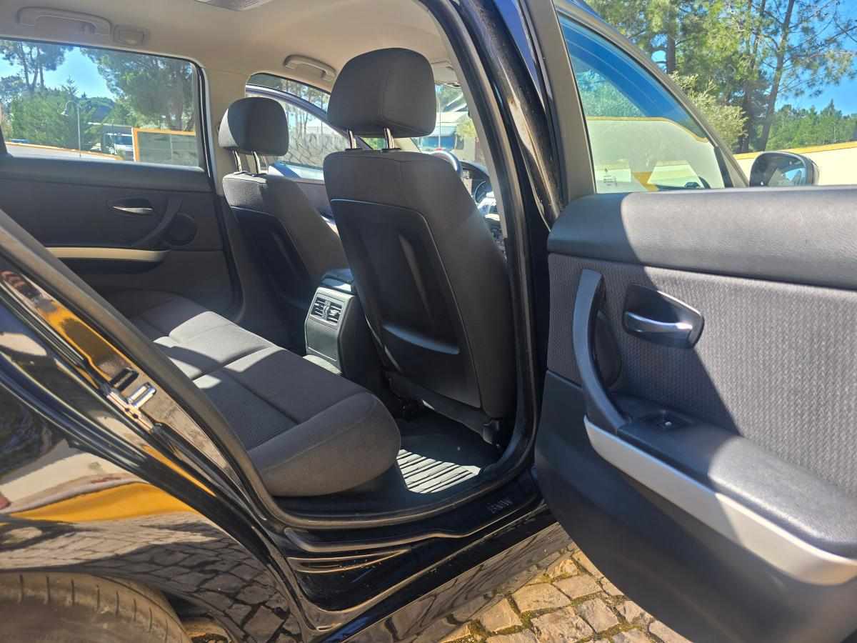 bmw-serie-3-318d-touring-2009-diesel-1995cc