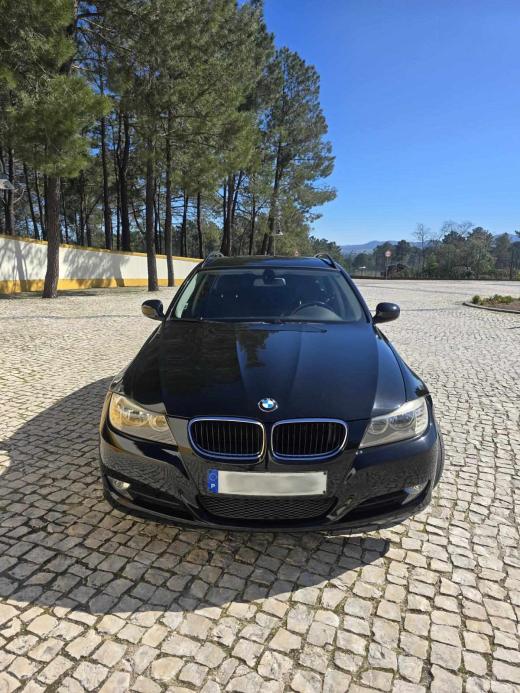 bmw-serie-3-318d-touring-2009-diesel-1995cc