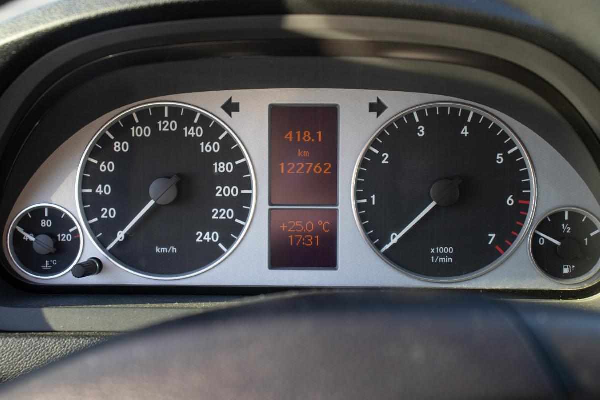 mercedes-benz-classe-b-b-170-1-7-2009-gasolina-1699cc