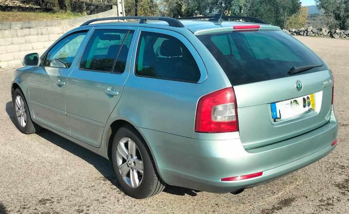 skoda-octavia-1-6-tdi-2010-diesel-1598cc