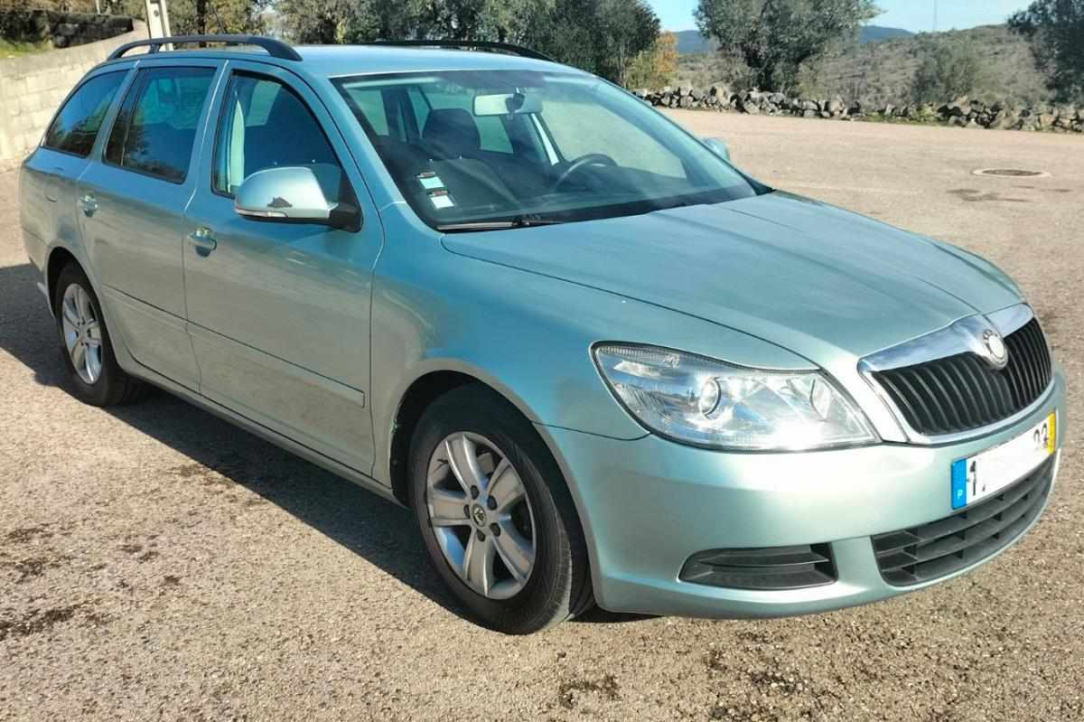 skoda-octavia-1-6-tdi-2010-diesel-1598cc