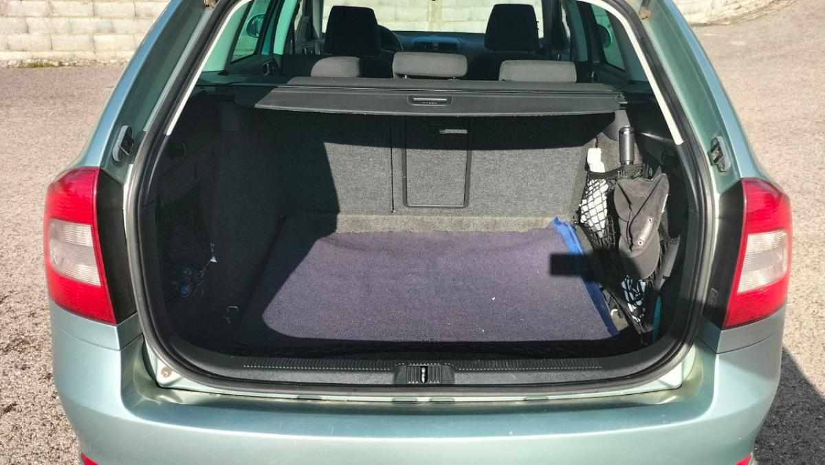 skoda-octavia-1-6-tdi-2010-diesel-1598cc