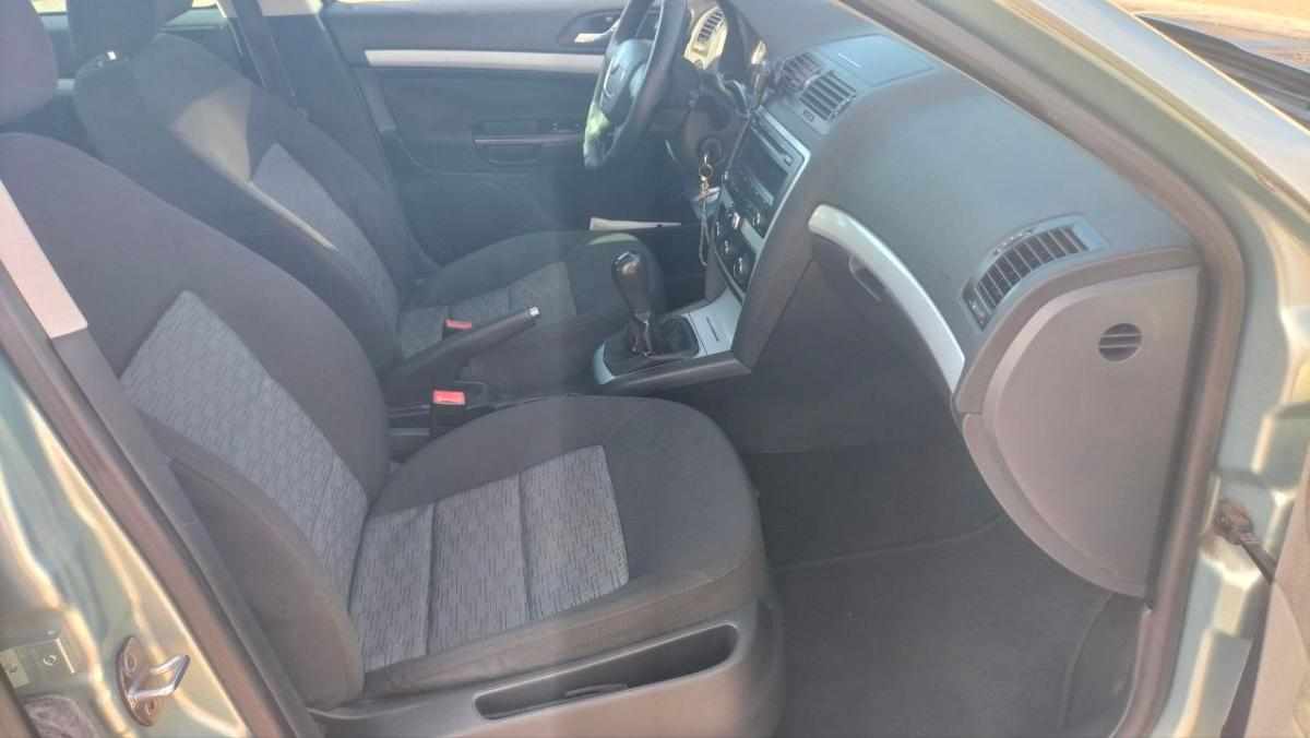 skoda-octavia-1-6-tdi-2010-diesel-1598cc