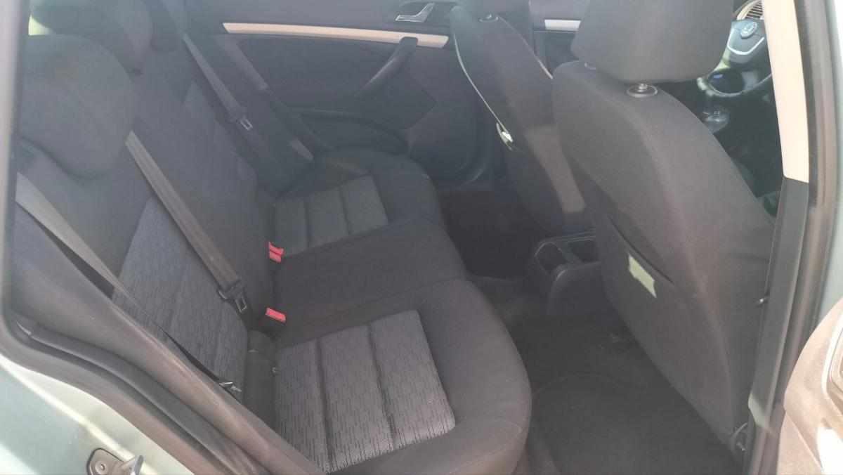 skoda-octavia-1-6-tdi-2010-diesel-1598cc