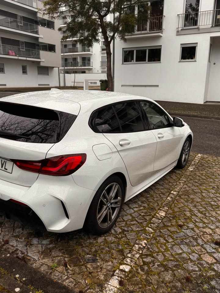 bmw-serie-1-116d-2022-diesel-1496cc