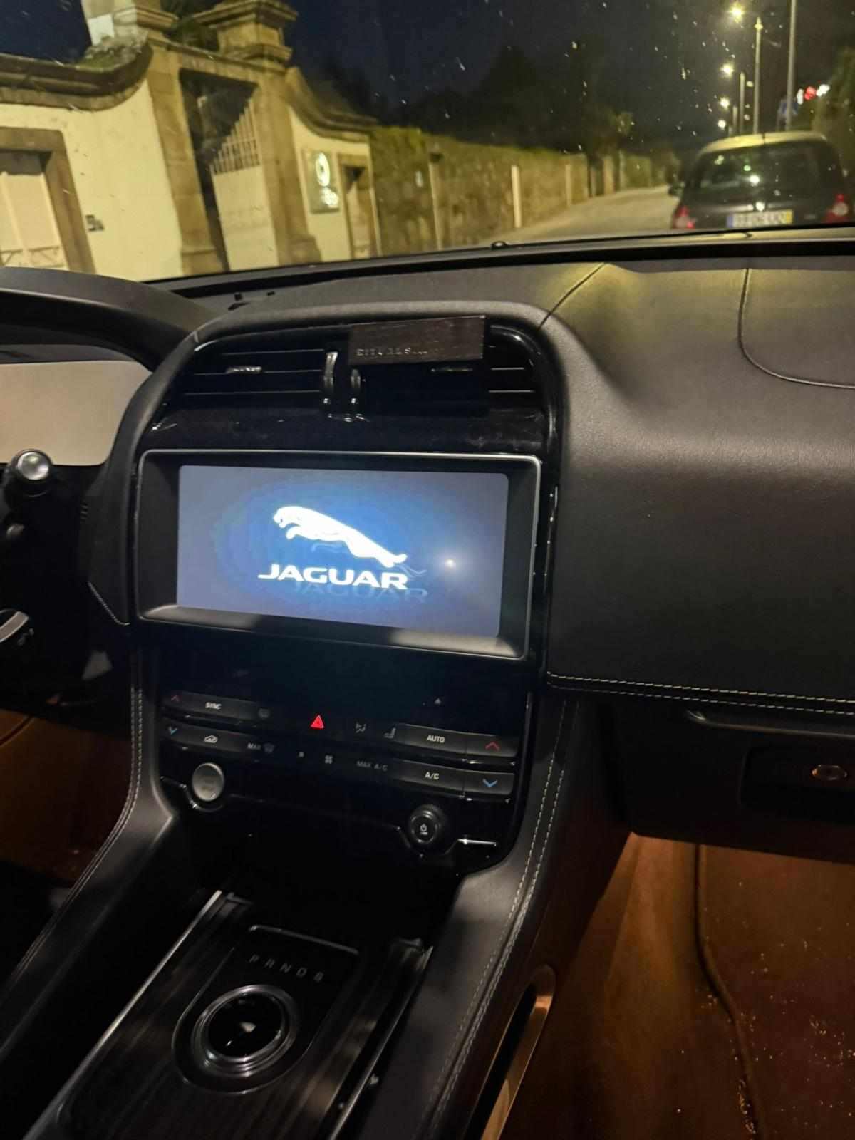 jaguar-f-pace-20d-awd-2018-diesel-1999cc
