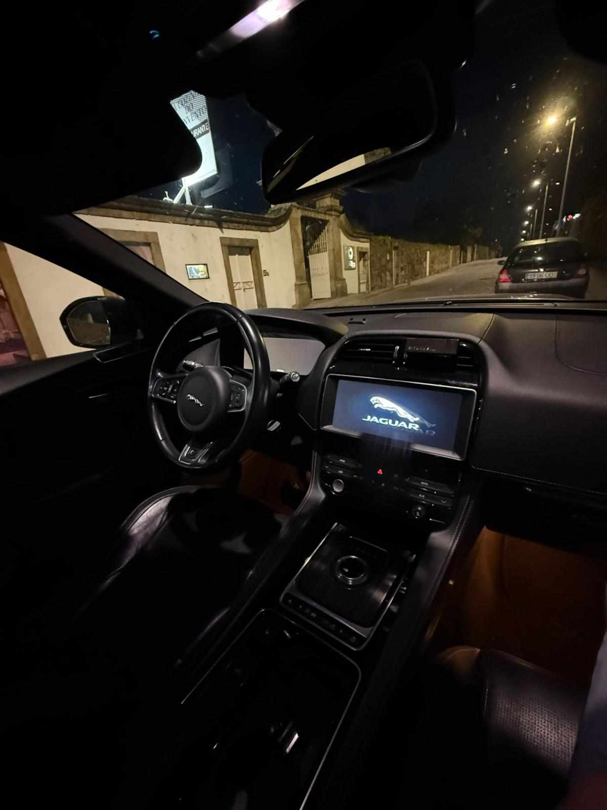 jaguar-f-pace-20d-awd-2018-diesel-1999cc