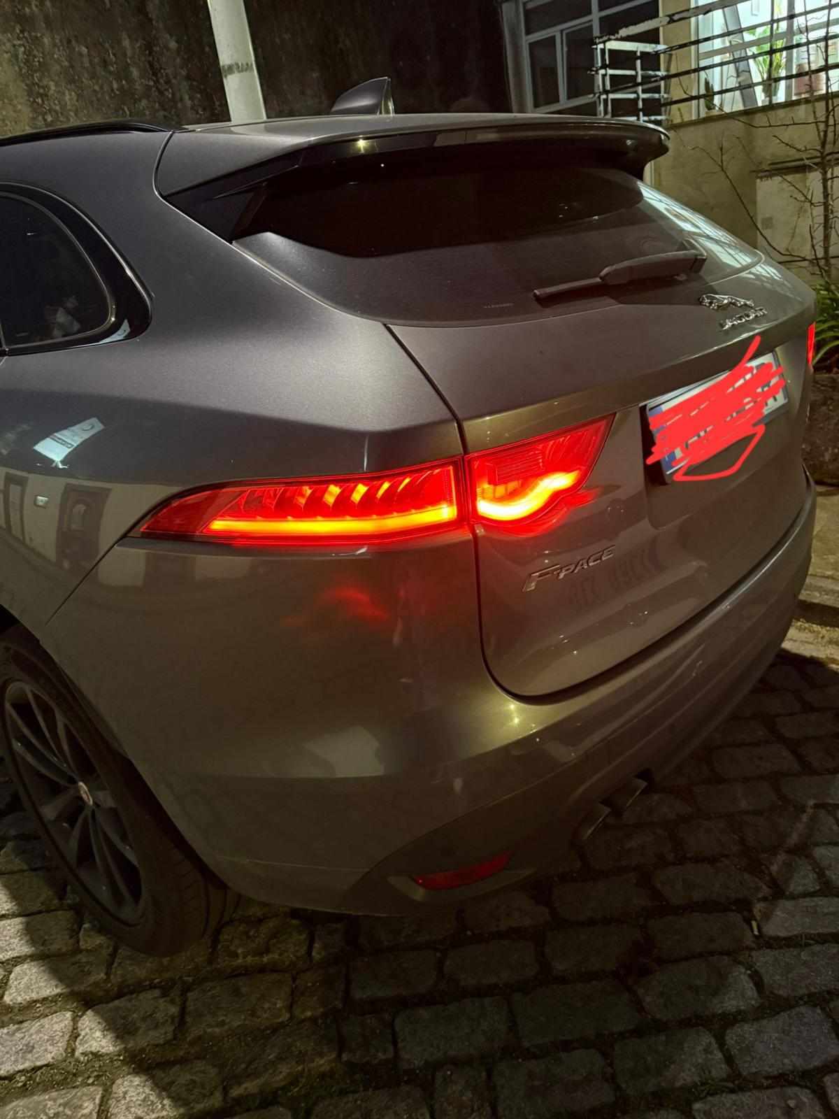 jaguar-f-pace-20d-awd-2018-diesel-1999cc