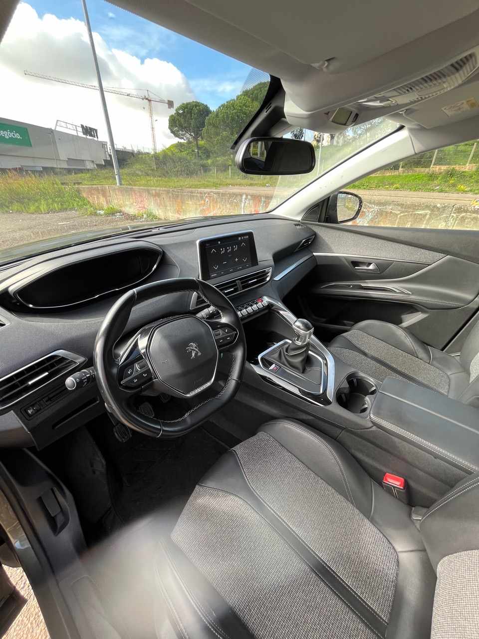 peugeot-5008-1-2-puretech-2019-gasolina-1199cc
