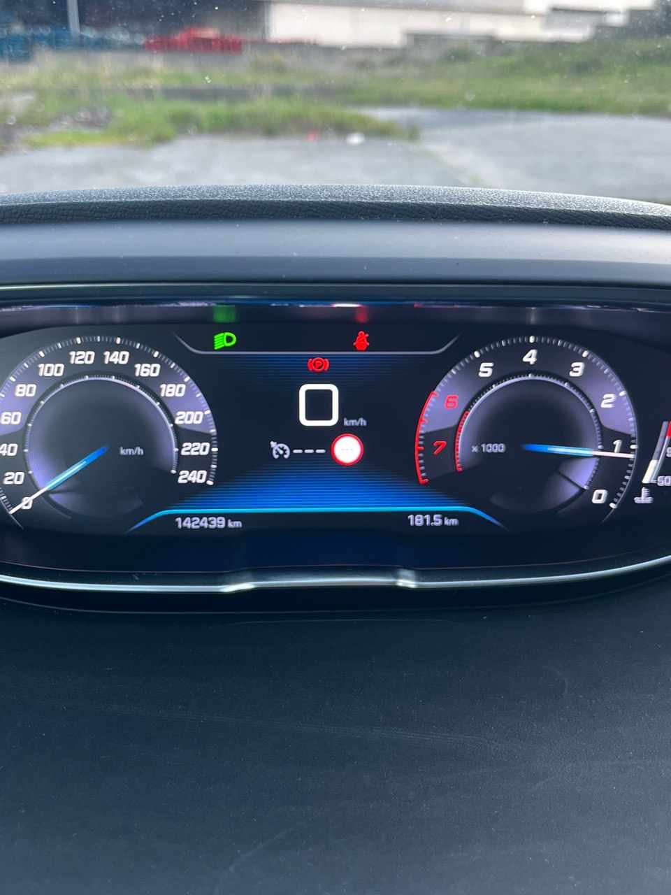 peugeot-5008-1-2-puretech-2019-gasolina-1199cc