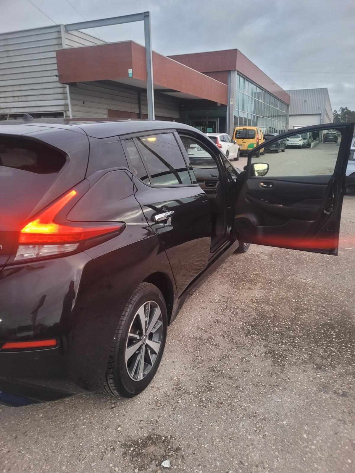nissan-leaf-40-kwh-2021-eletrico