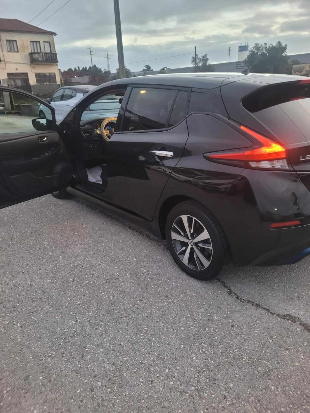 nissan-leaf-40-kwh-2021-eletrico