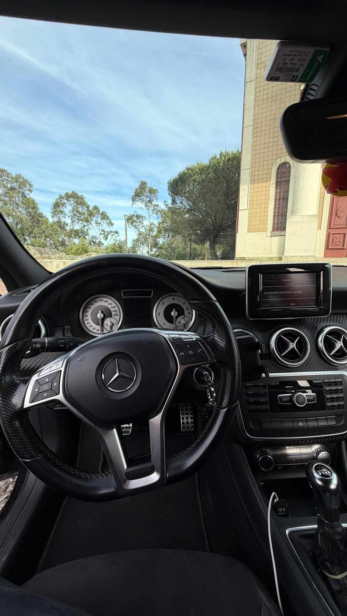 mercedes-benz-classe-a-a-180-cdi-blueefficiency-2013-diesel-1461cc