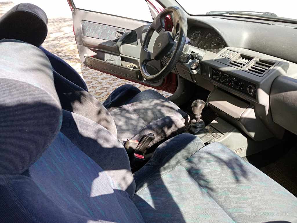 renault-clio-1-4-1995-gasolina-1390cc