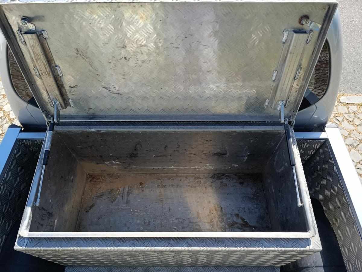 mitsubishi-l200-2-5-4x4-2008-diesel-2477cc