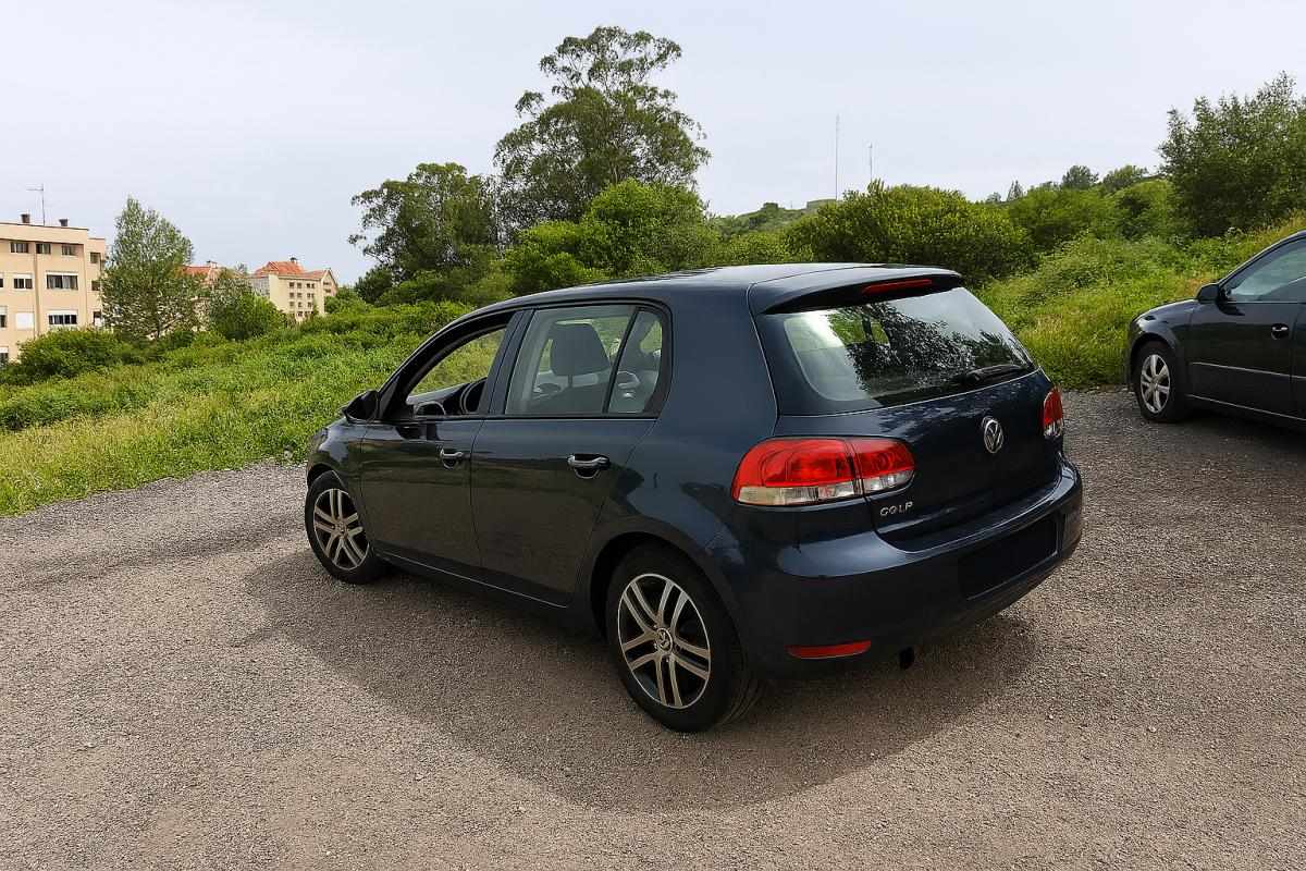 volkswagen-golf-2-0-tdi-2009-diesel-1968cc