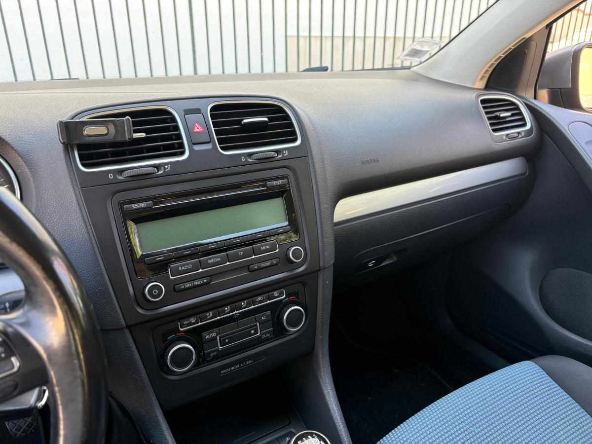 volkswagen-golf-1-6-tdi-bluemotion-2011-diesel-1598cc