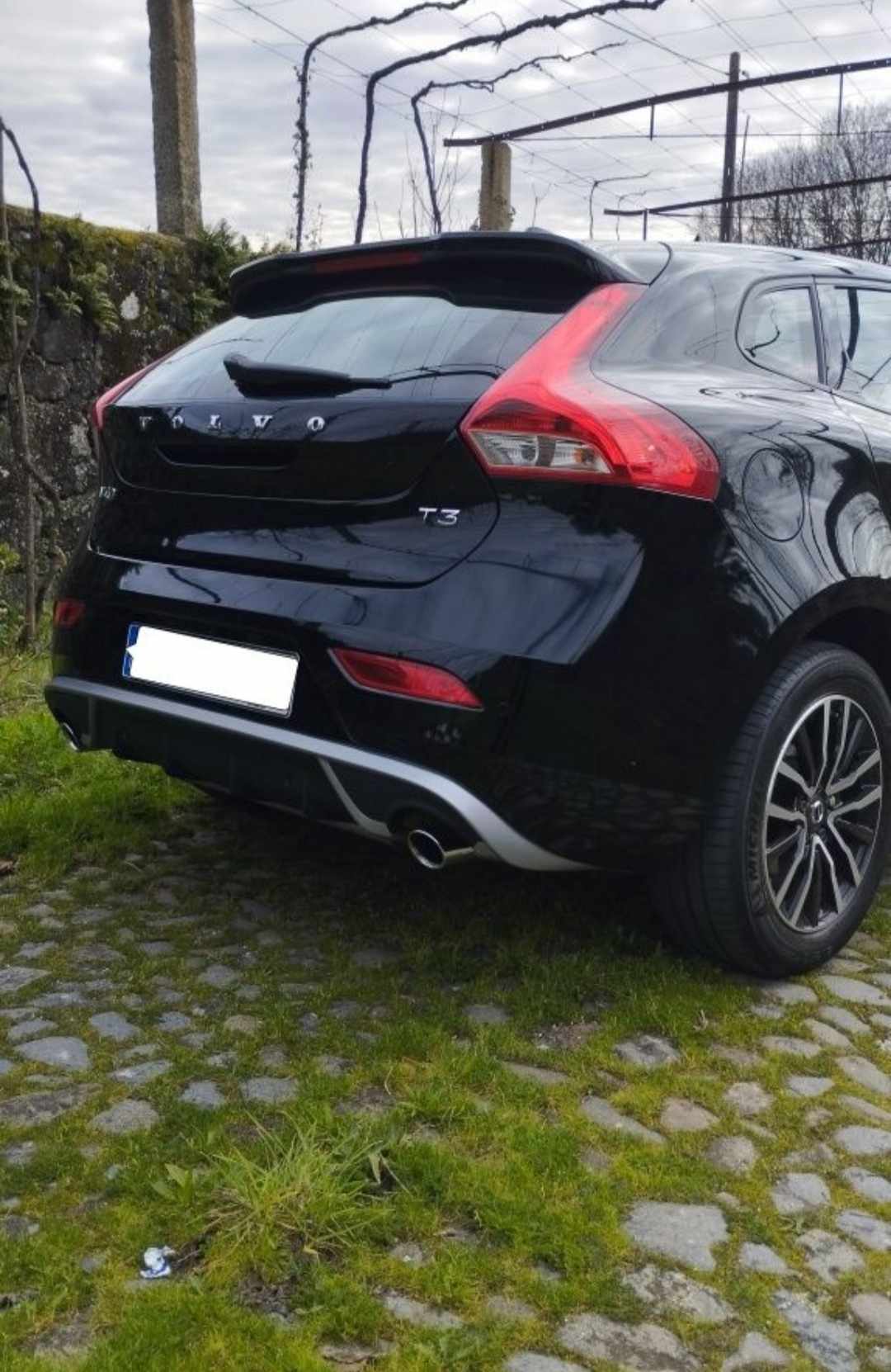 volvo-v40-1-5-t3-2017-gasolina-1498cc
