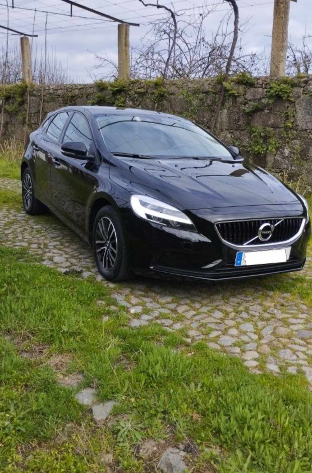 volvo-v40-1-5-t3-2017-gasolina-1498cc