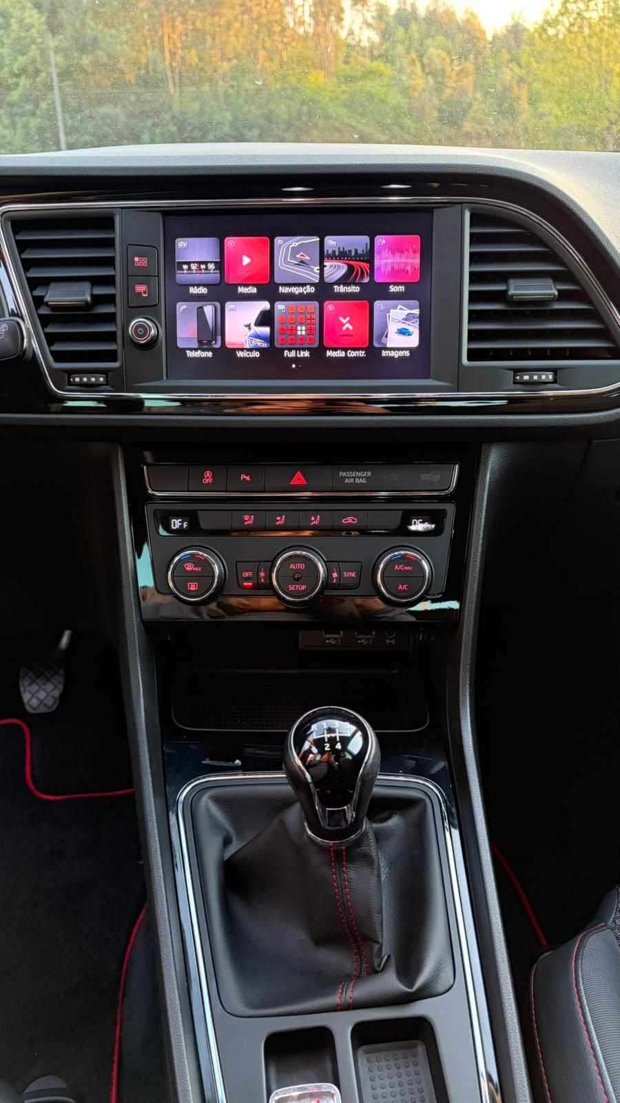 seat-leon-1-6-tdi-2020-diesel-1598cc