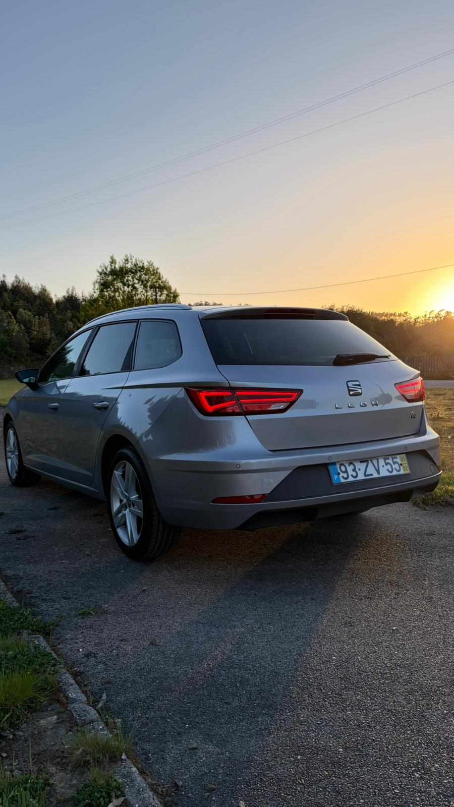 seat-leon-1-6-tdi-2020-diesel-1598cc