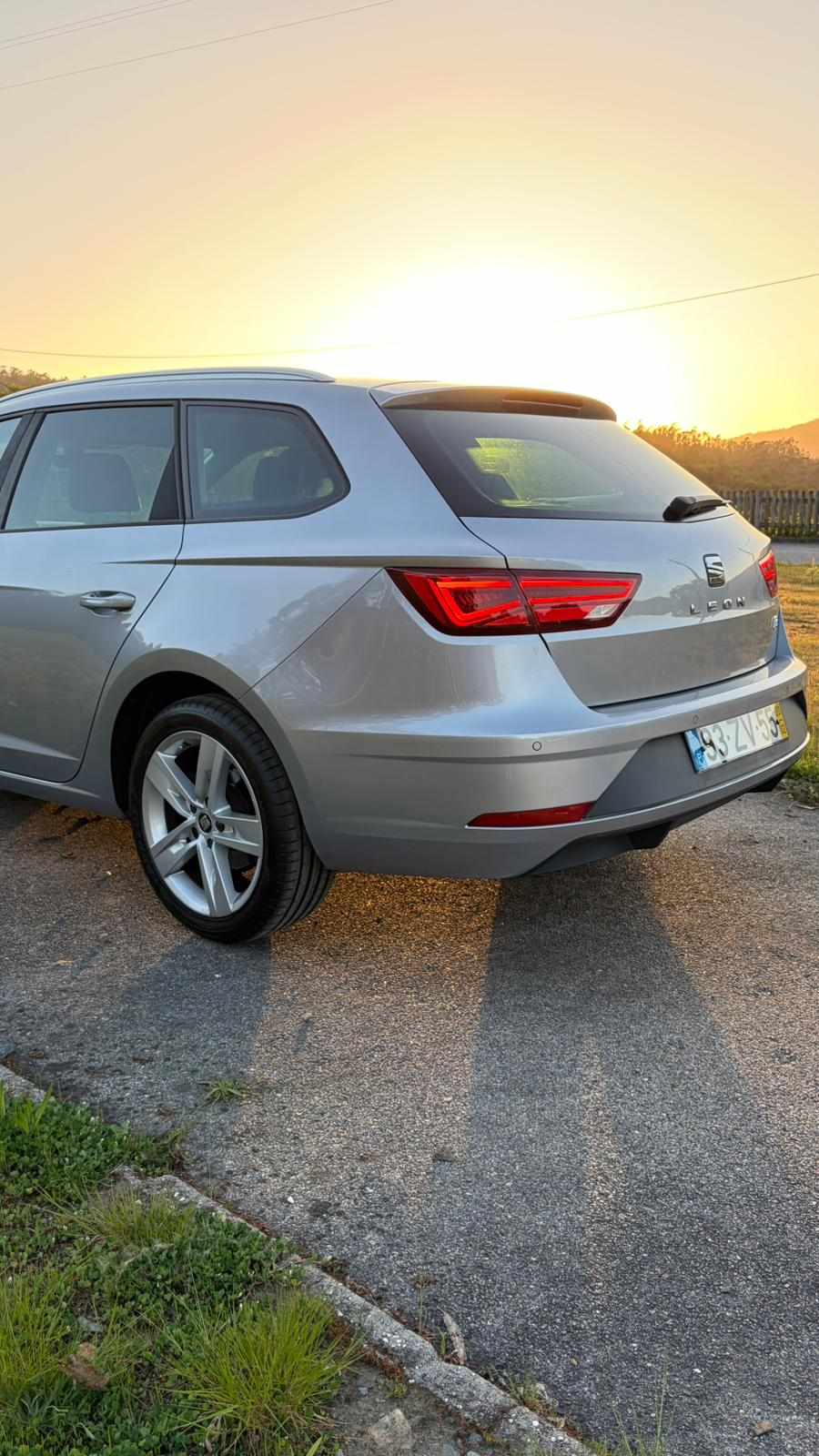 seat-leon-1-6-tdi-2020-diesel-1598cc