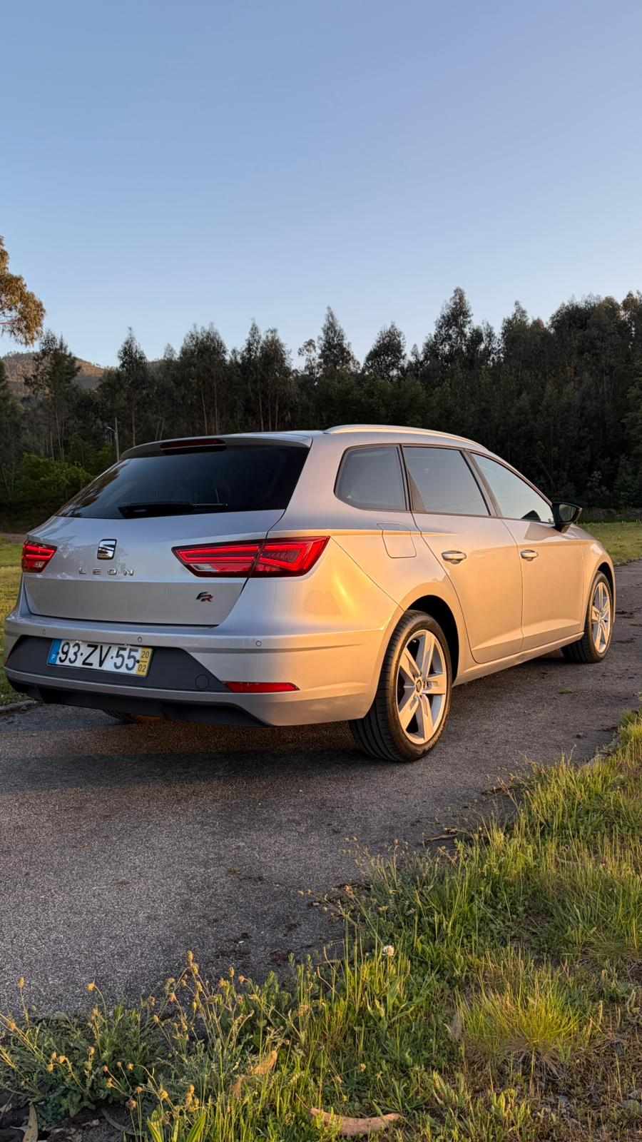 seat-leon-1-6-tdi-2020-diesel-1598cc
