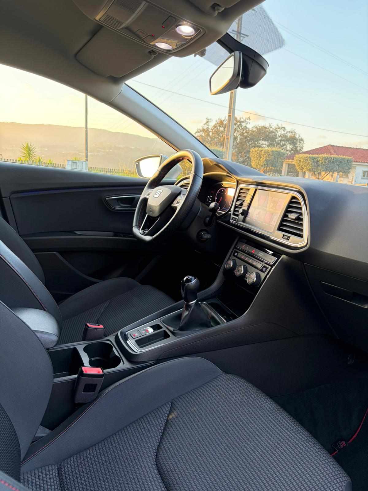 seat-leon-1-6-tdi-2020-diesel-1598cc