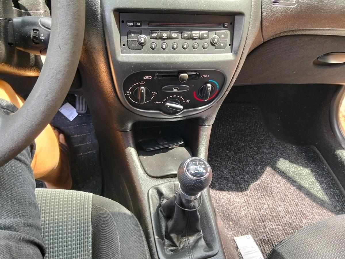 peugeot-206-1-1-2003-gasolina-1124cc