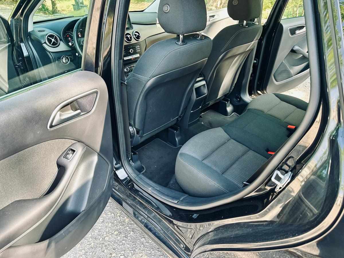 mercedes-benz-classe-b-b-180-2017-gasolina-1595cc