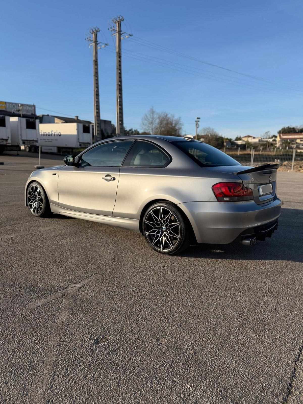 bmw-serie-1-120d-2009-diesel-1995cc