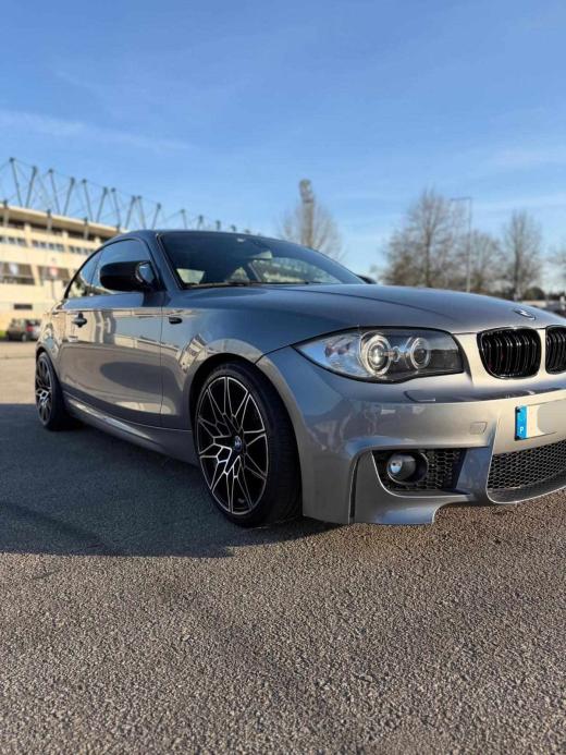bmw-serie-1-120d-2009-diesel-1995cc