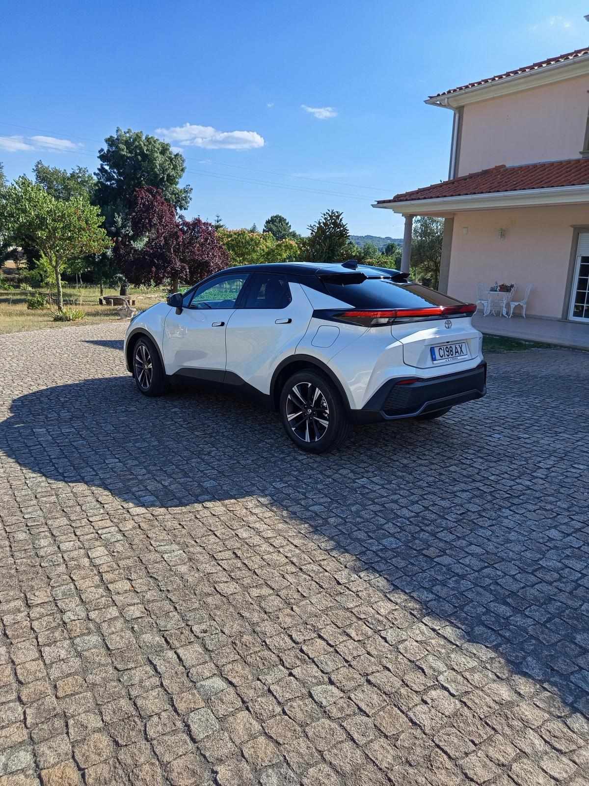 toyota-c-hr-1-8-hybrid-2026-gasolina-1798cc