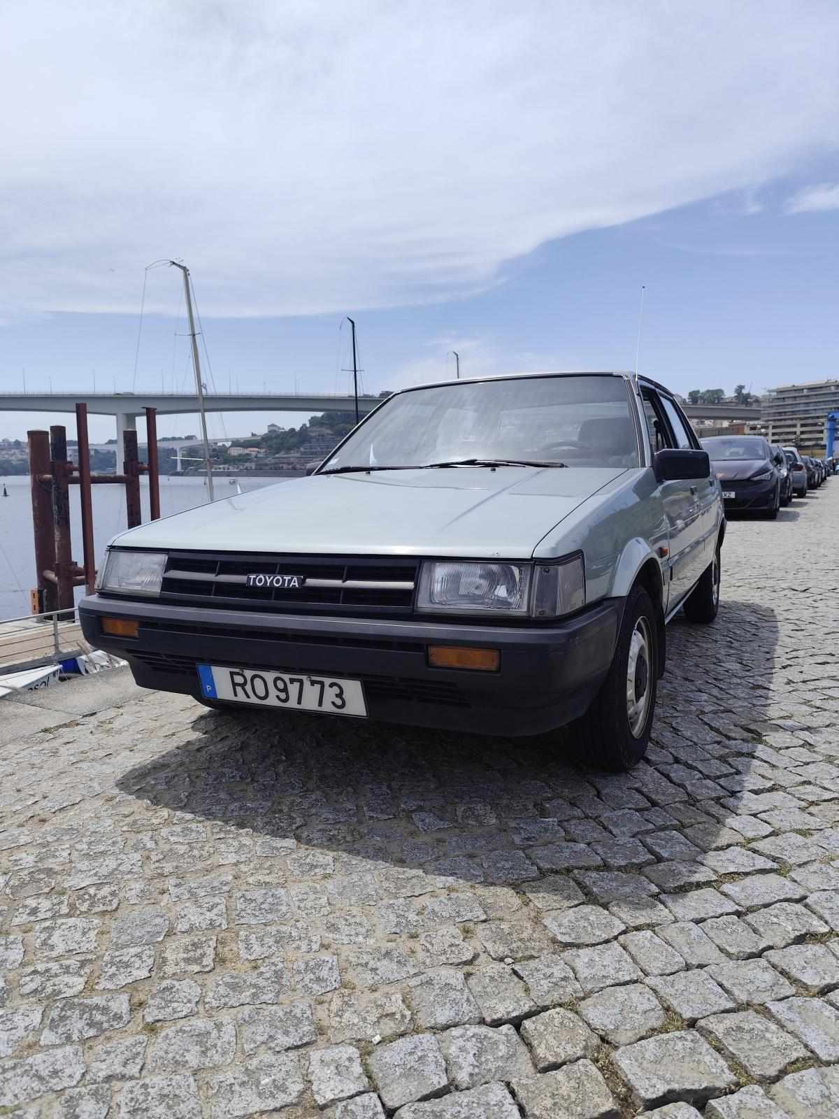 toyota-corolla-1-3-75cv-1986-gasolina-1295cc