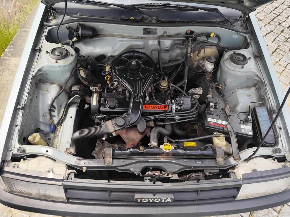toyota-corolla-1-3-75cv-1986-gasolina-1295cc