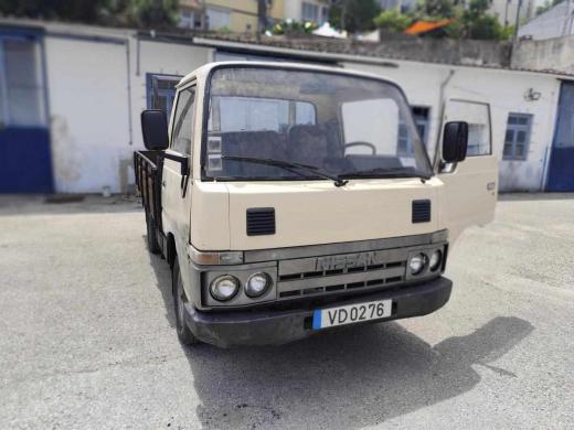 nissan-cabstar-2-5-75cv-1990-diesel-2494cc