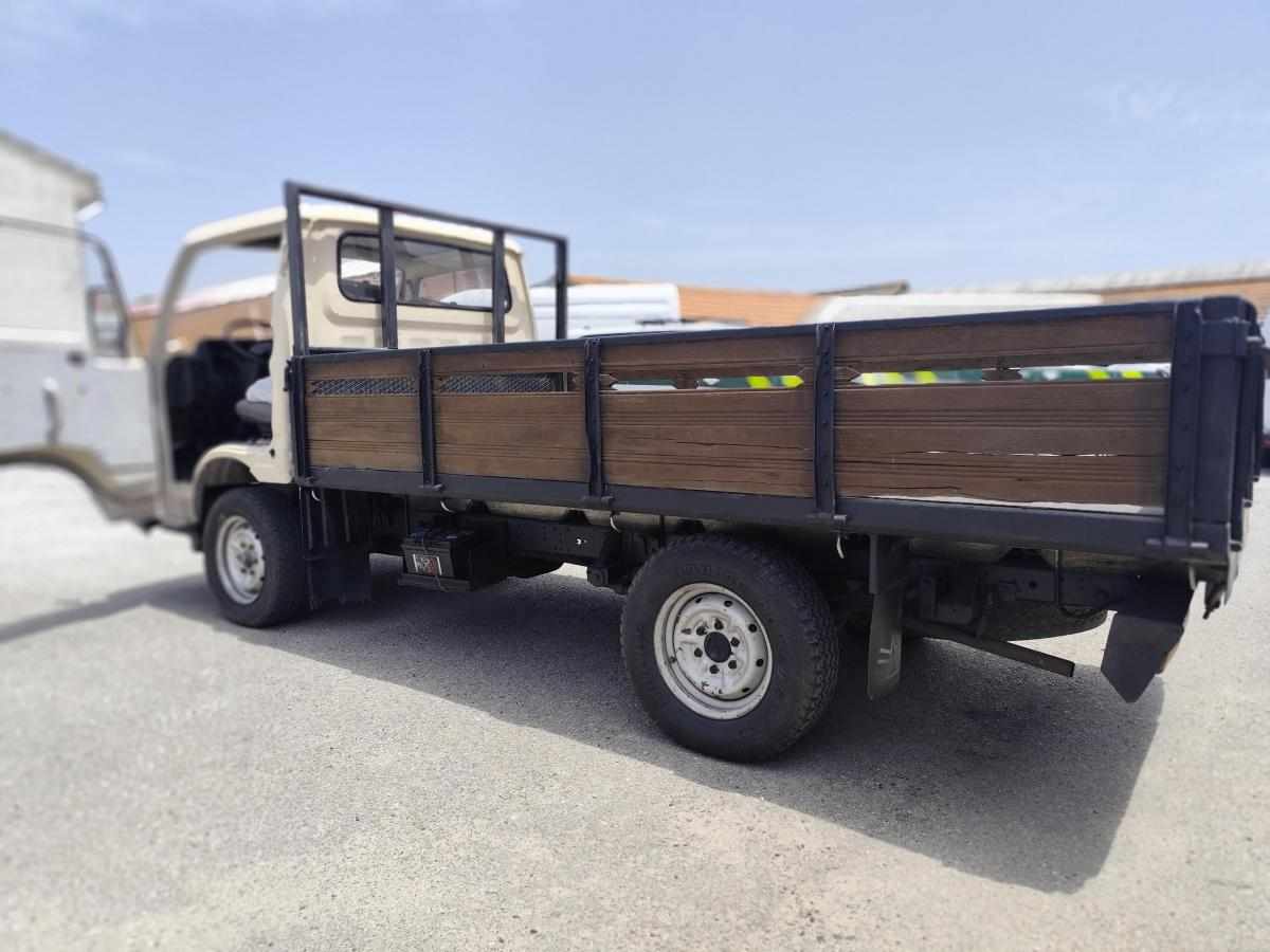 nissan-cabstar-2-5-75cv-1990-diesel-2494cc