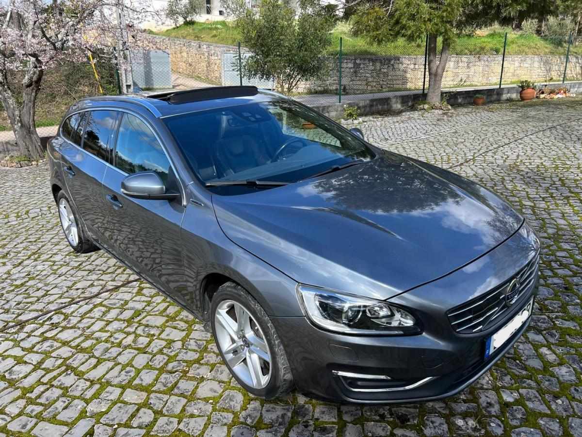 volvo-v60-polestar-d5-2-4-awd-2015-diesel-2400cc