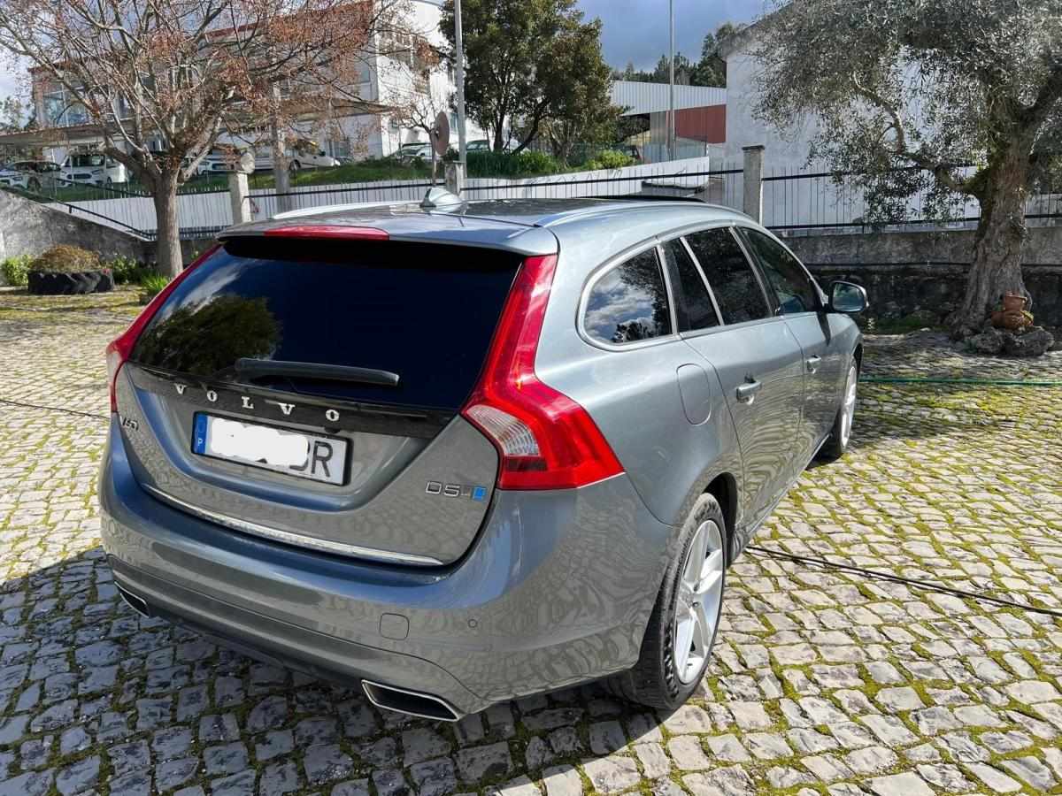 volvo-v60-polestar-d5-2-4-awd-2015-diesel-2400cc