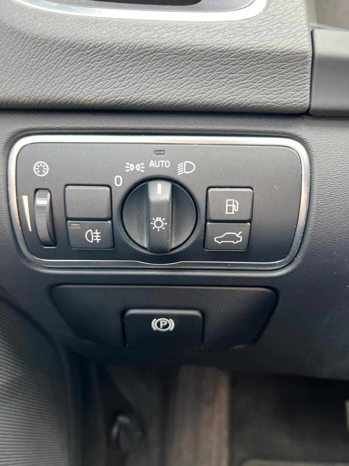 volvo-v60-polestar-d5-2-4-awd-2015-diesel-2400cc