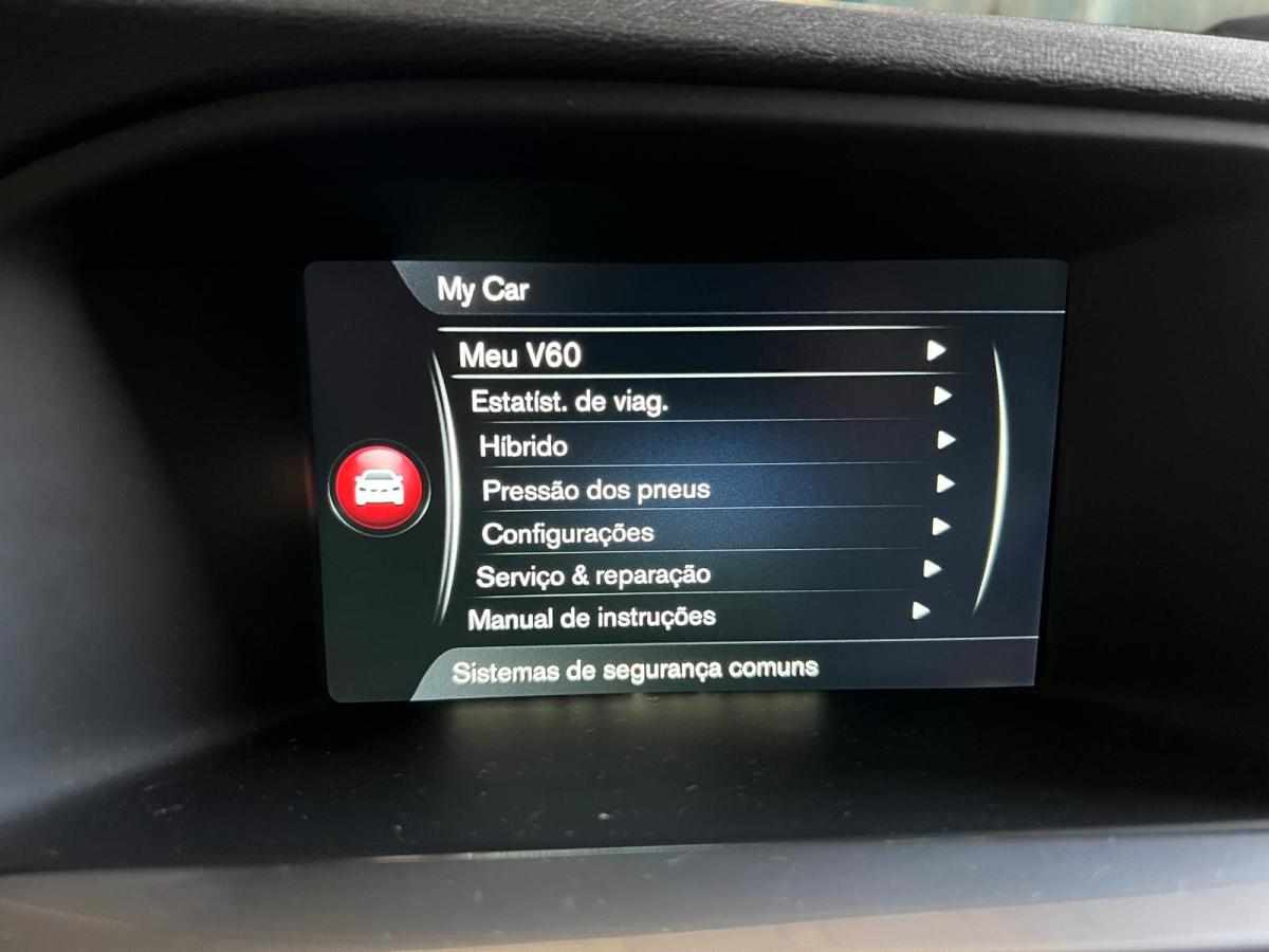 volvo-v60-polestar-d5-2-4-awd-2015-diesel-2400cc