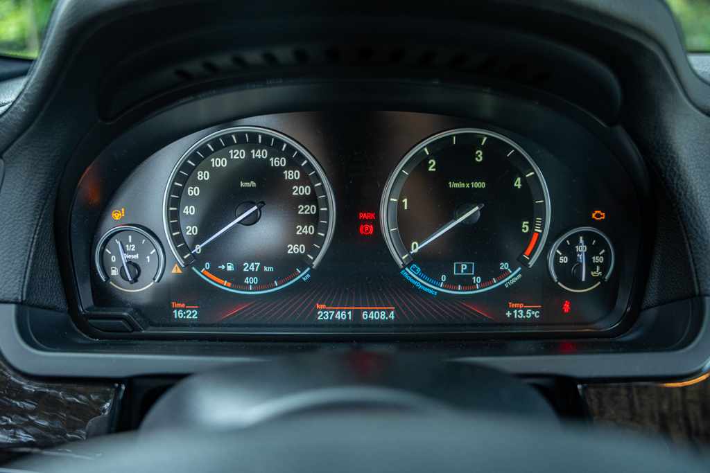 bmw-serie-7-740d-2010-diesel-2993cc