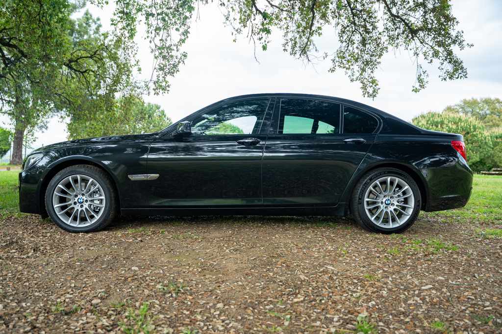 bmw-serie-7-740d-2010-diesel-2993cc