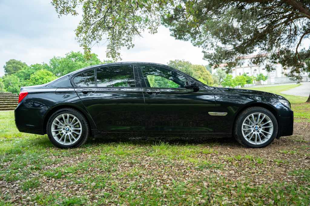 bmw-serie-7-740d-2010-diesel-2993cc