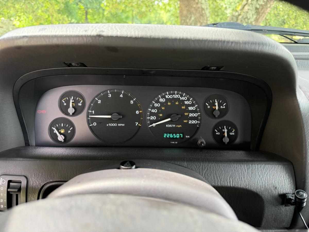jeep-grand-cherokee-4-7-v8-4x4-1999-gasolina-4701cc