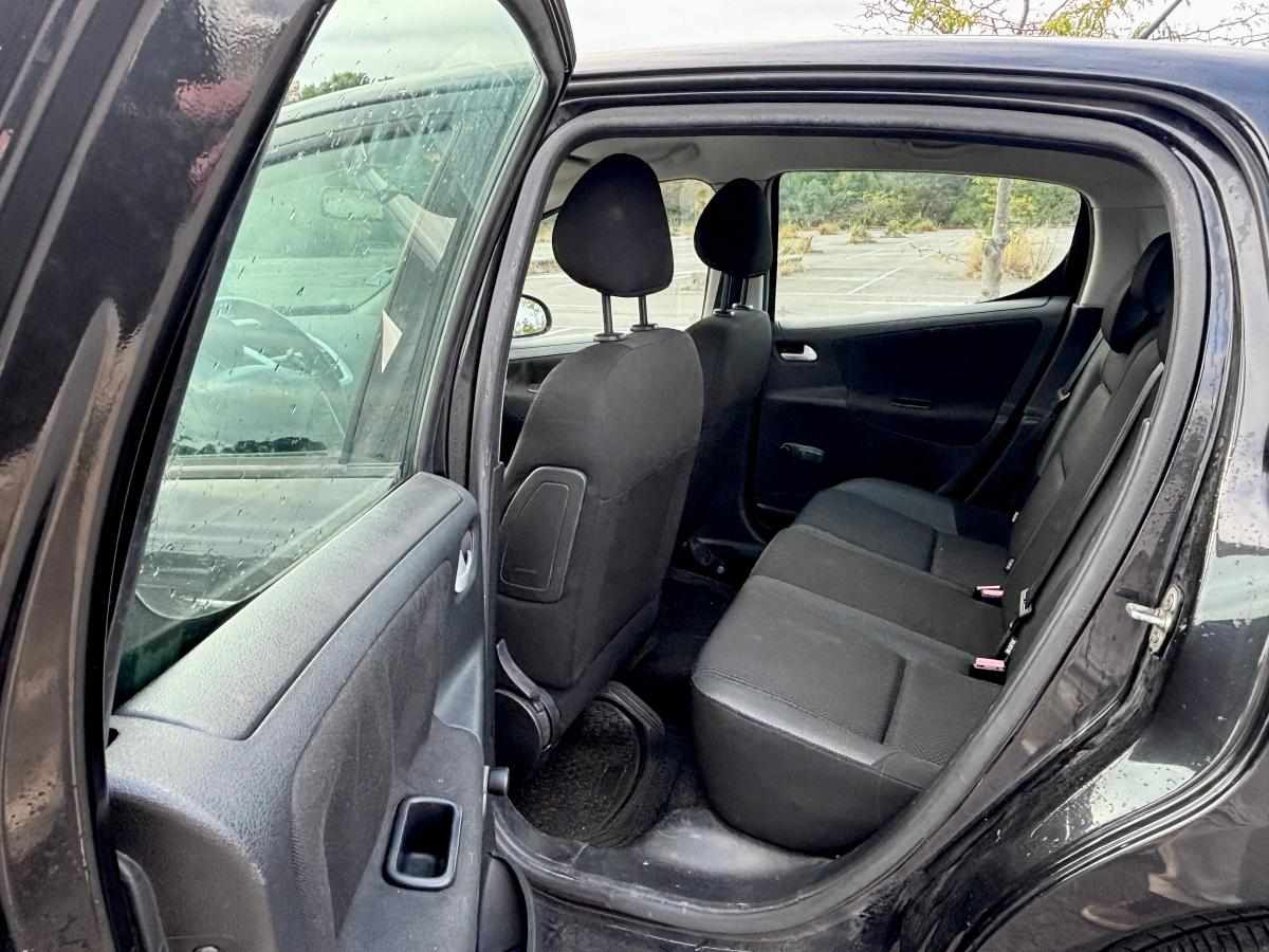peugeot-207-1-4-hdi-2010-diesel-1398cc